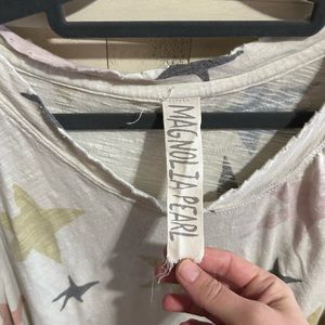 Magnolia Pearl Hi Lo Clouseau Stars Cotton Top